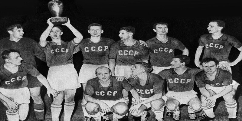 Liên Xô là nước đầu tiên đăng quang vô địch Euro